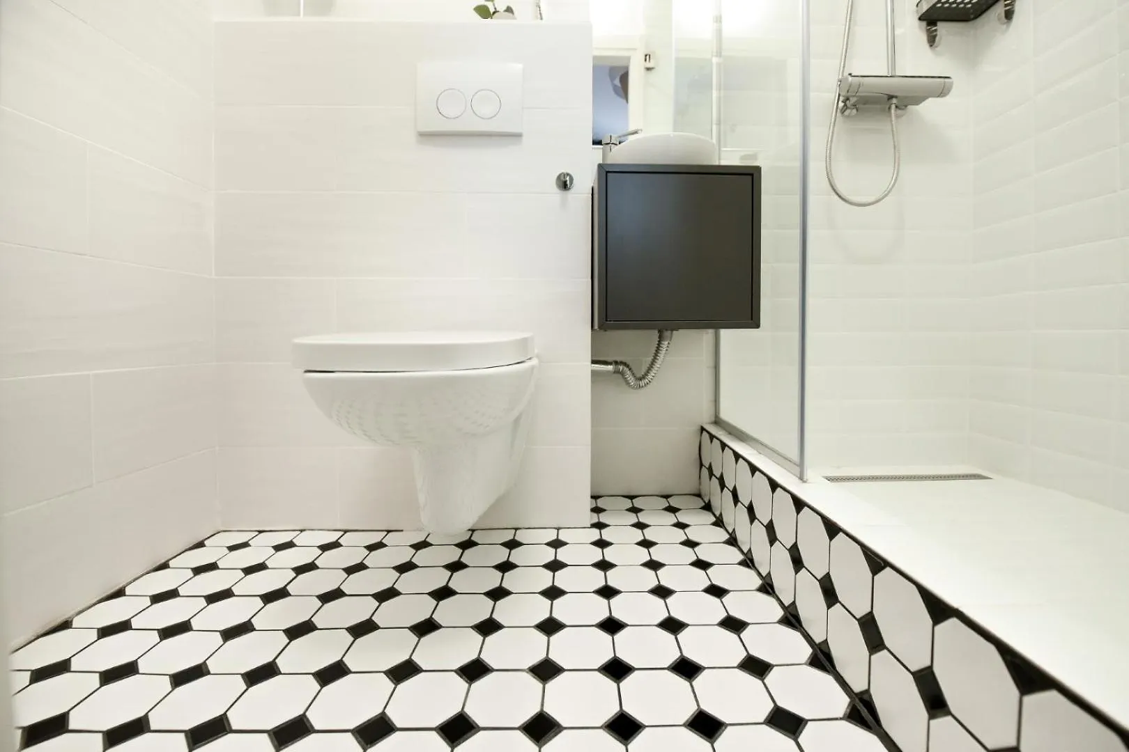 Explore And Relax: Your Ideal 2Br Apartment On Calea Victoriei Βουκουρέστι 0*,