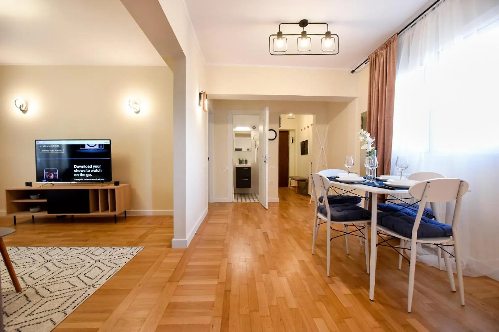 Explore And Relax: Your Ideal 2Br Apartment On Calea Victoriei Bucharest